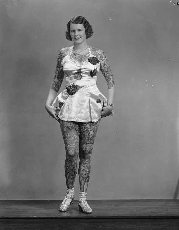 Betty Broadbent, the 'Tattooed Venus', Sydney, 4 April 1938