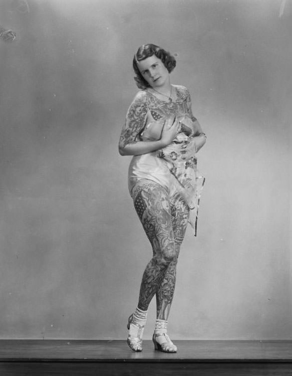 Betty Broadbent, the 'Tattooed Venus', Sydney, 4 April 1938