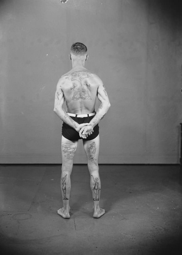 Tattooed man, John Hennington of Woronora, Australia, 25 December 1937