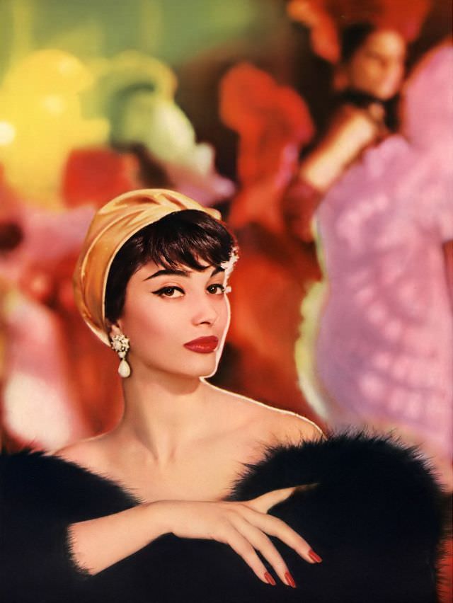 Marie Helene-Arnaud in a Coty Lipstick ad, photo by Gleb Derujinsky, 1958