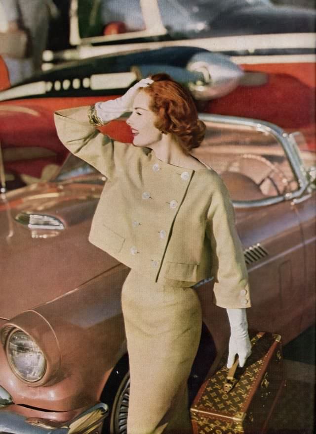 Harper's Bazaar editorial shot by Gleb Derujinsky, 1957