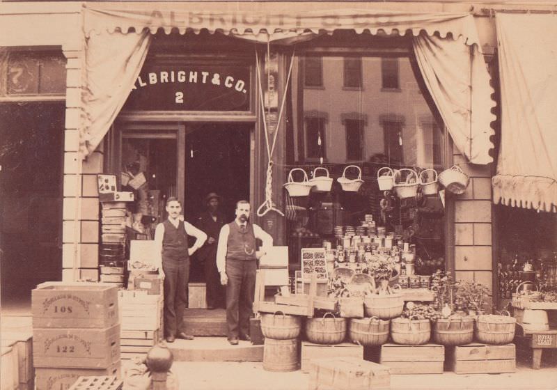 Albright & Co. Grocery Store, Massillon