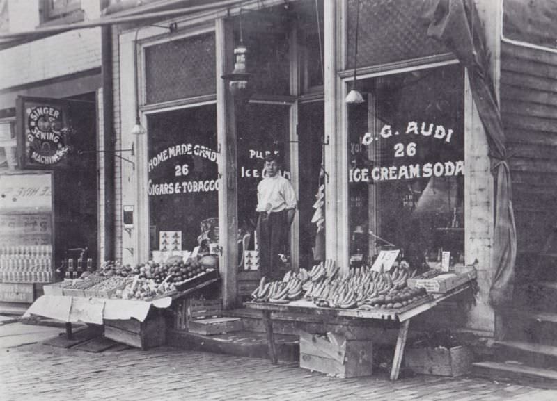 C.G. Audi Grocery, Massillon