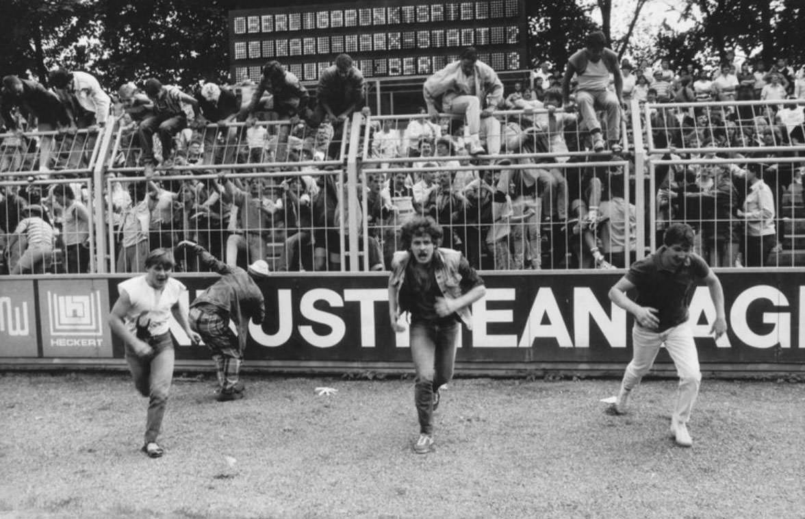 Life Behind Bars: Harald Hauswald's Photographs of the East German Penal System