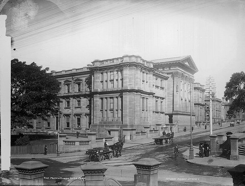 The Heart of Sydney: A Look at Hyde Park in the Early 1900s