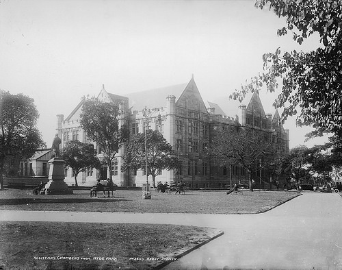 The Heart of Sydney: A Look at Hyde Park in the Early 1900s