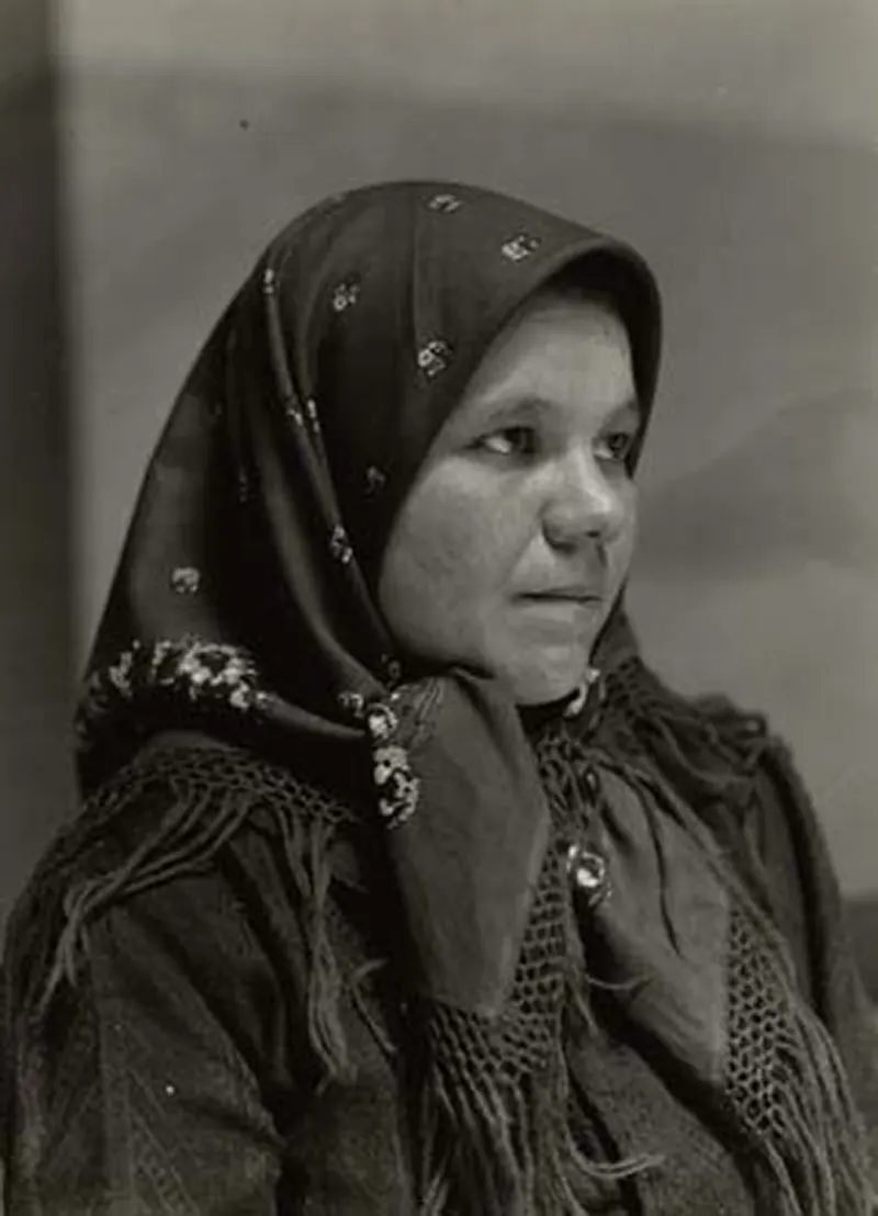 A Slovak immigrant, Ellis Island, 1905.
