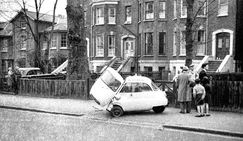 The Isetta: The Unique Microcar from the 1950s that was too ahead of its time