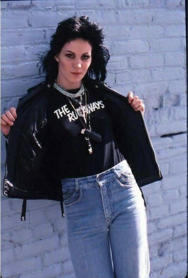 Joan Jett's Iconic Haircut: The Punk Rock Look That Changed Fashion Forever
