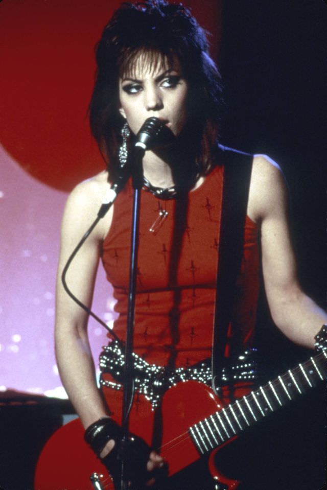 Joan Jett's Iconic Haircut: The Punk Rock Look That Changed Fashion Forever