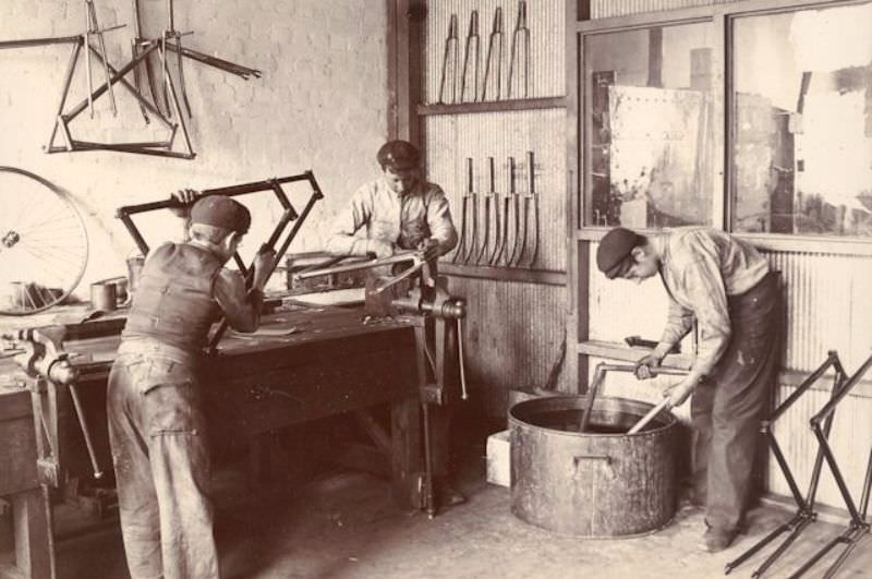 The Innovative Lewis Cycle and Motor Works Factory: A Look inside the Factory in Adelaide from the 1900s