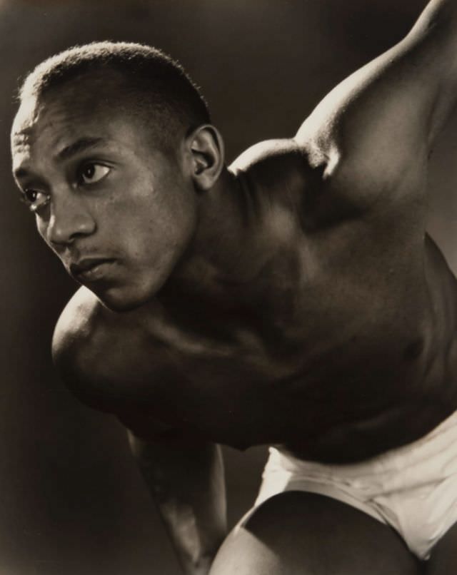 Jesse Owens, 1935.