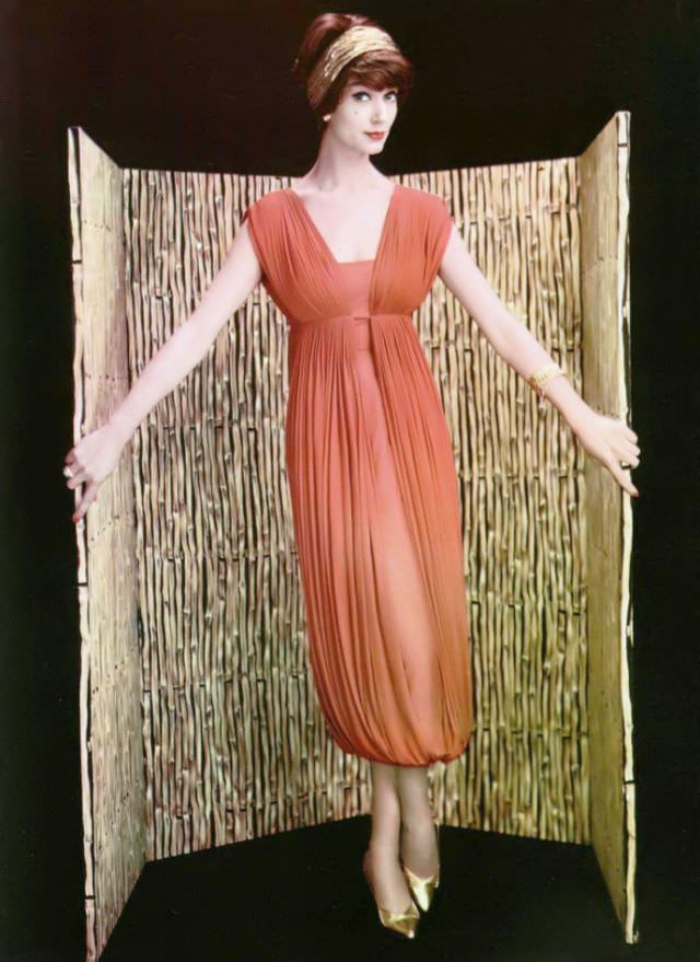 Simone d'Aillencourt in silk jersey dress draped and pleated by Grès, 1958