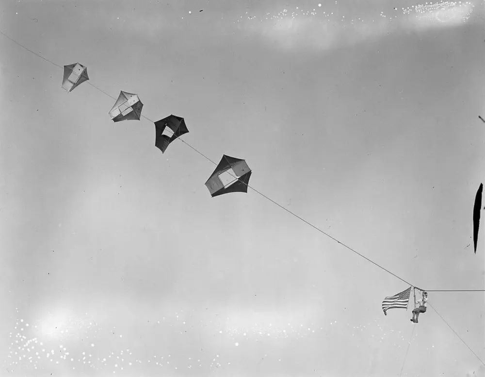 The Incredible History of Man-Lifting Kites: The Aerial Reconnaissance Technology you never knew Existed!