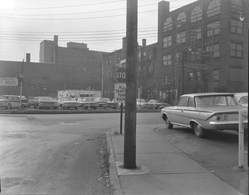 1st and Federal NW, Massillon, Ohio, 1960s