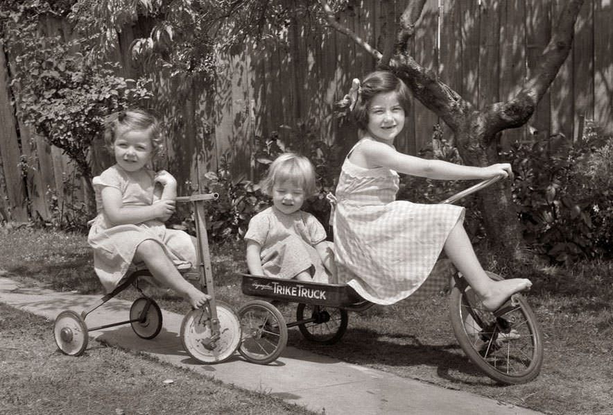 A Glimpse into the Lives of Melbourne's Children in the 1940s-50s