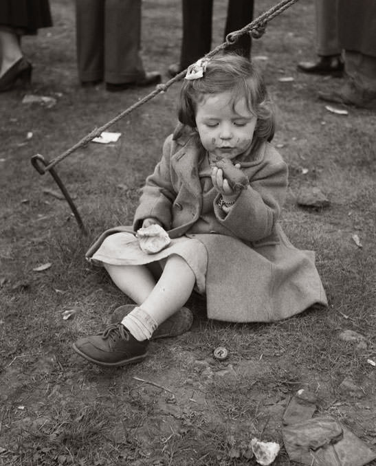 A Glimpse into the Lives of Melbourne's Children in the 1940s-50s