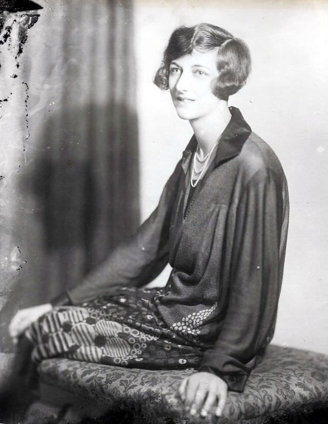 Fashionable Flappers: Glamorous Portraits of 1920s Melbourne Women