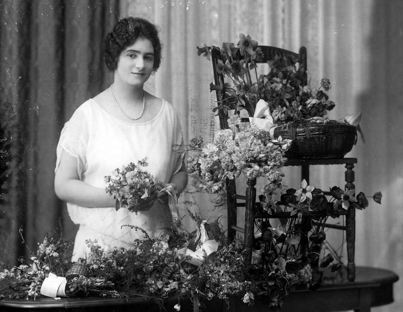 Fashionable Flappers: Glamorous Portraits of 1920s Melbourne Women