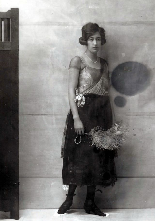 Fashionable Flappers: Glamorous Portraits of 1920s Melbourne Women