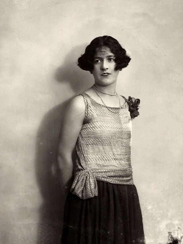 Fashionable Flappers: Glamorous Portraits of 1920s Melbourne Women