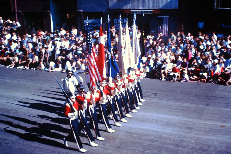 The Spectacular Milwaukee Circus Parade of the 1960s: A Blast from the Past!