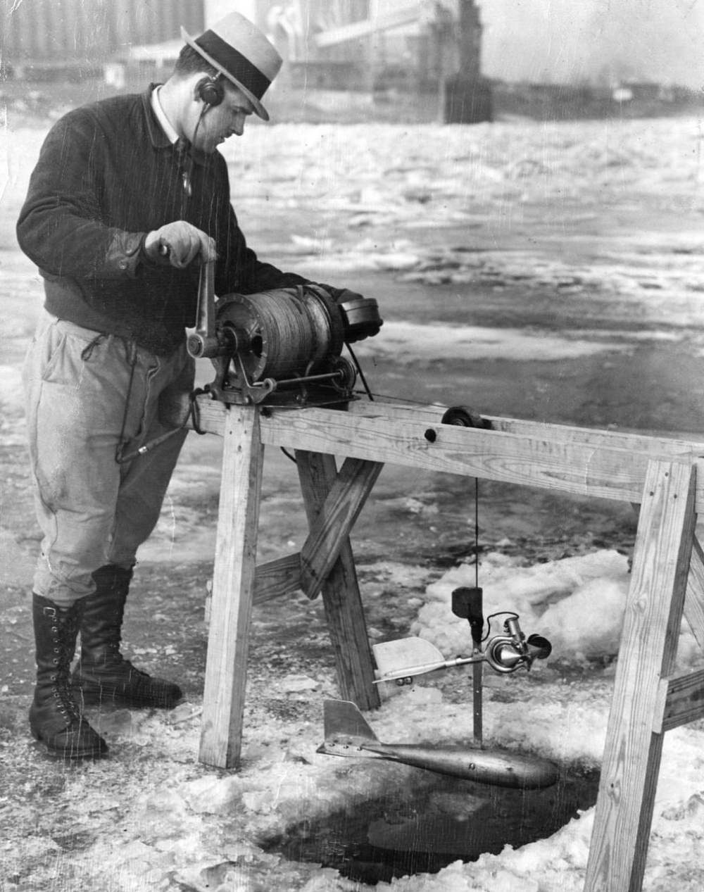 R. D. Schmickle of the U.S. Geological Survey prepares to operate a device that measures the speed of the Mississippi’s current on Feb. 22, 1936.