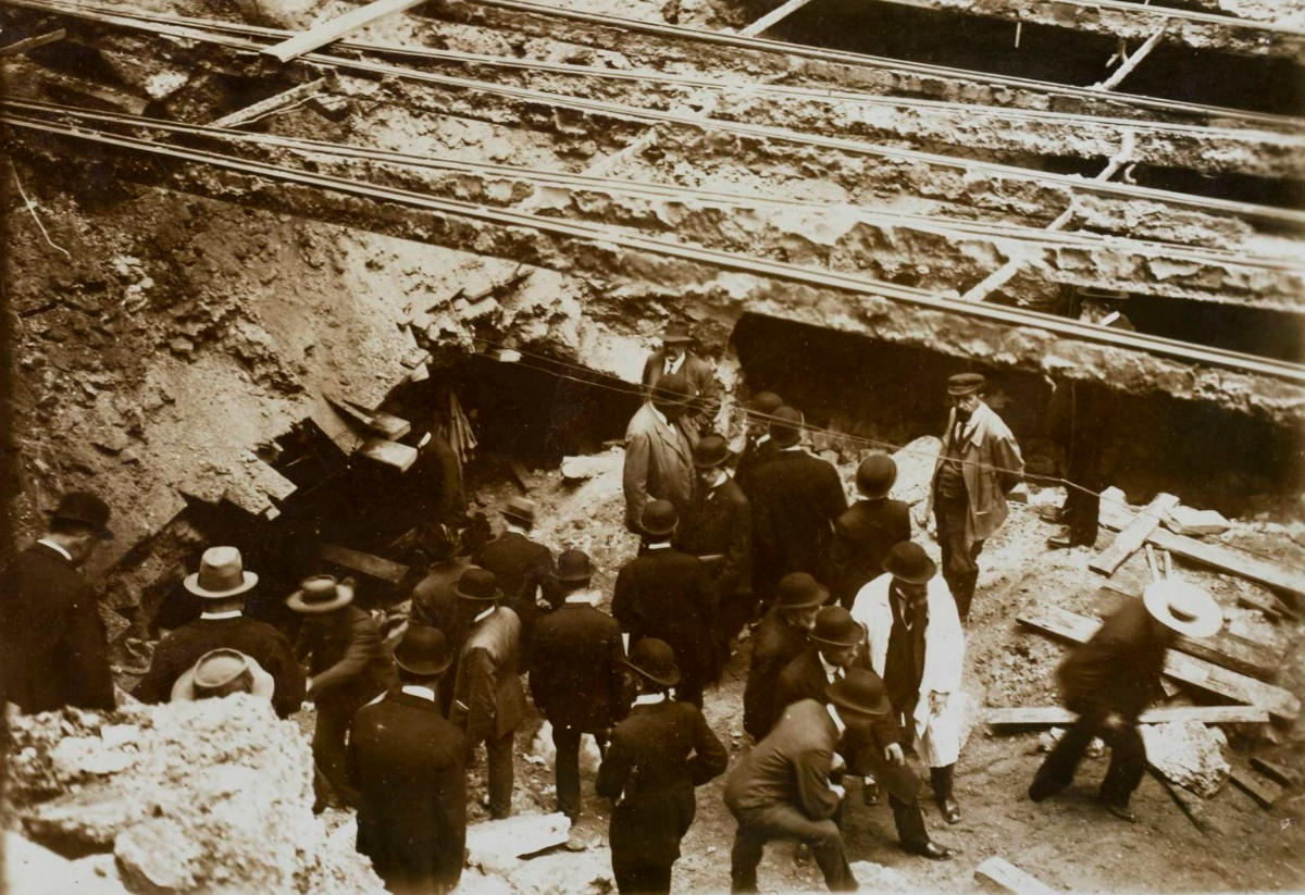 The Soaked City: Paris' Historic 1914 Rainstorm