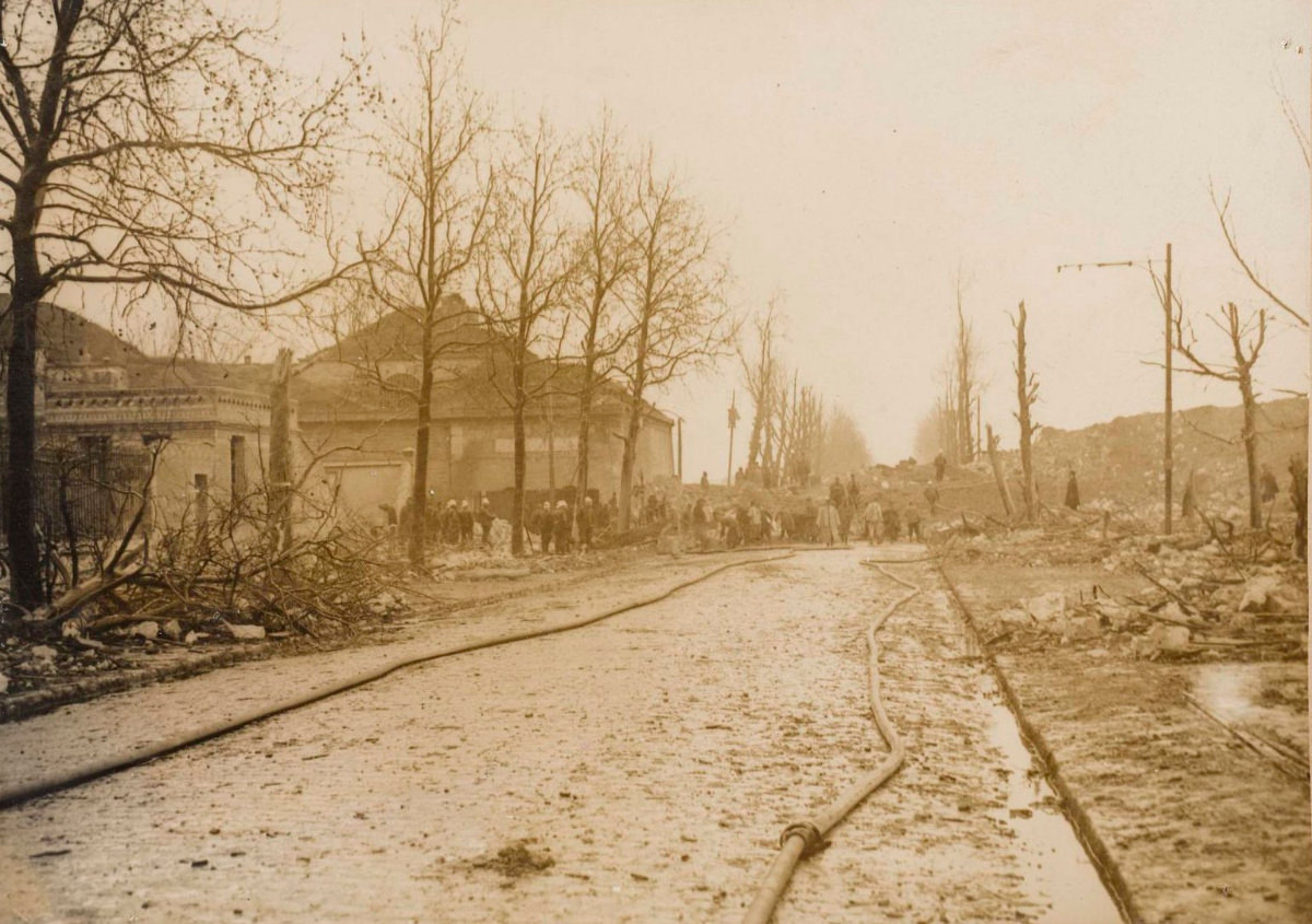 The Soaked City: Paris' Historic 1914 Rainstorm