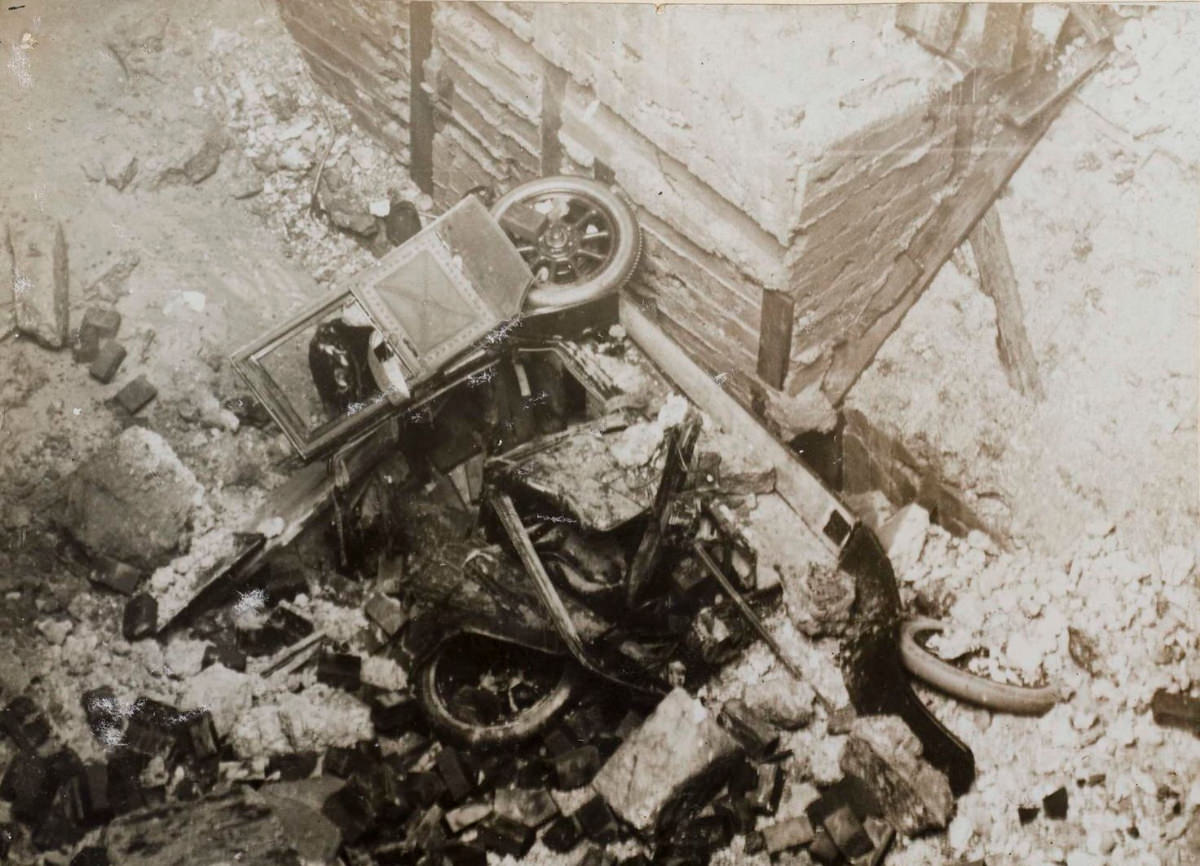 The Soaked City: Paris' Historic 1914 Rainstorm