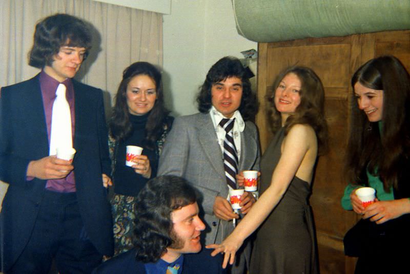Relive the Groove: A Look Back at the Most Epic Parties of the 1970s in the UK