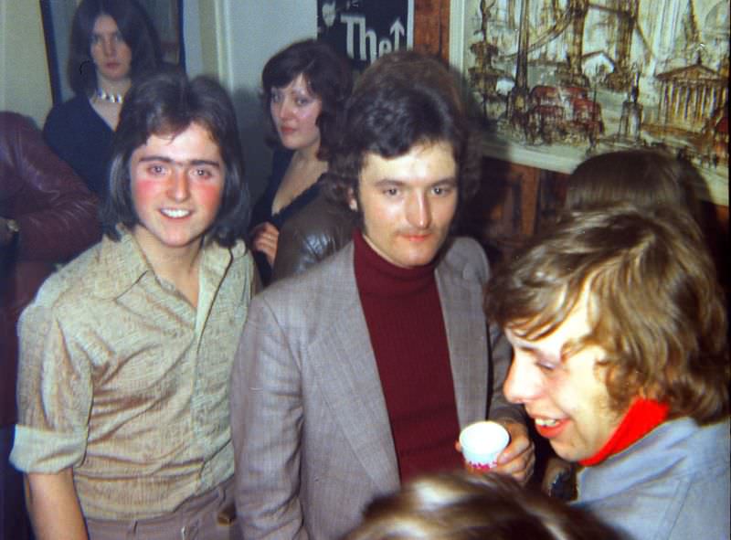 Relive the Groove: A Look Back at the Most Epic Parties of the 1970s in the UK