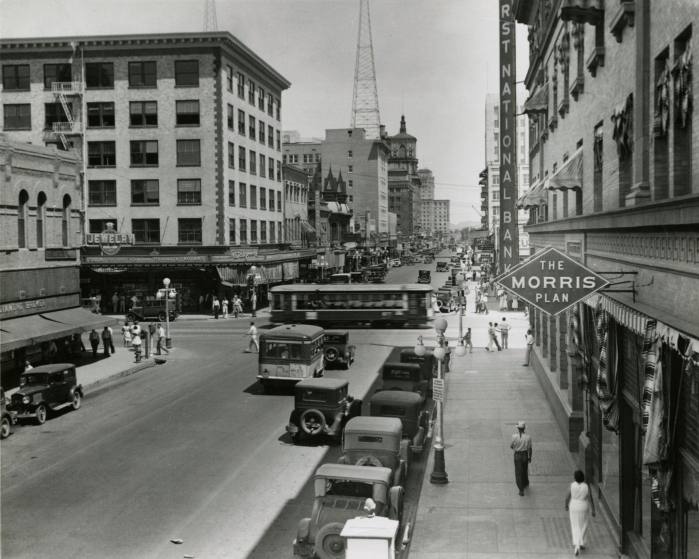 Intersection of Central Ave. and Washington St., 1930s
