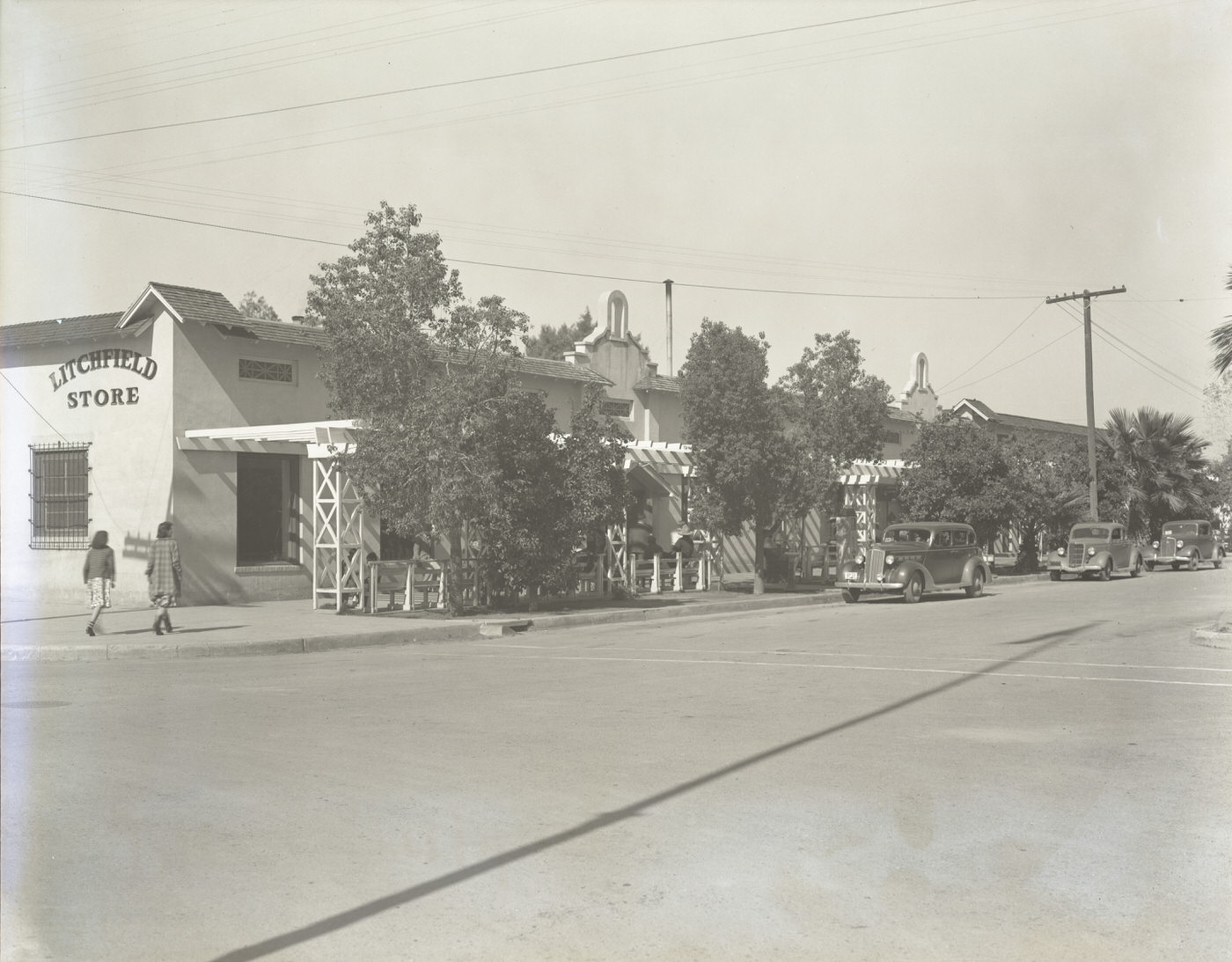 Litchfield Boulevard, 1930s