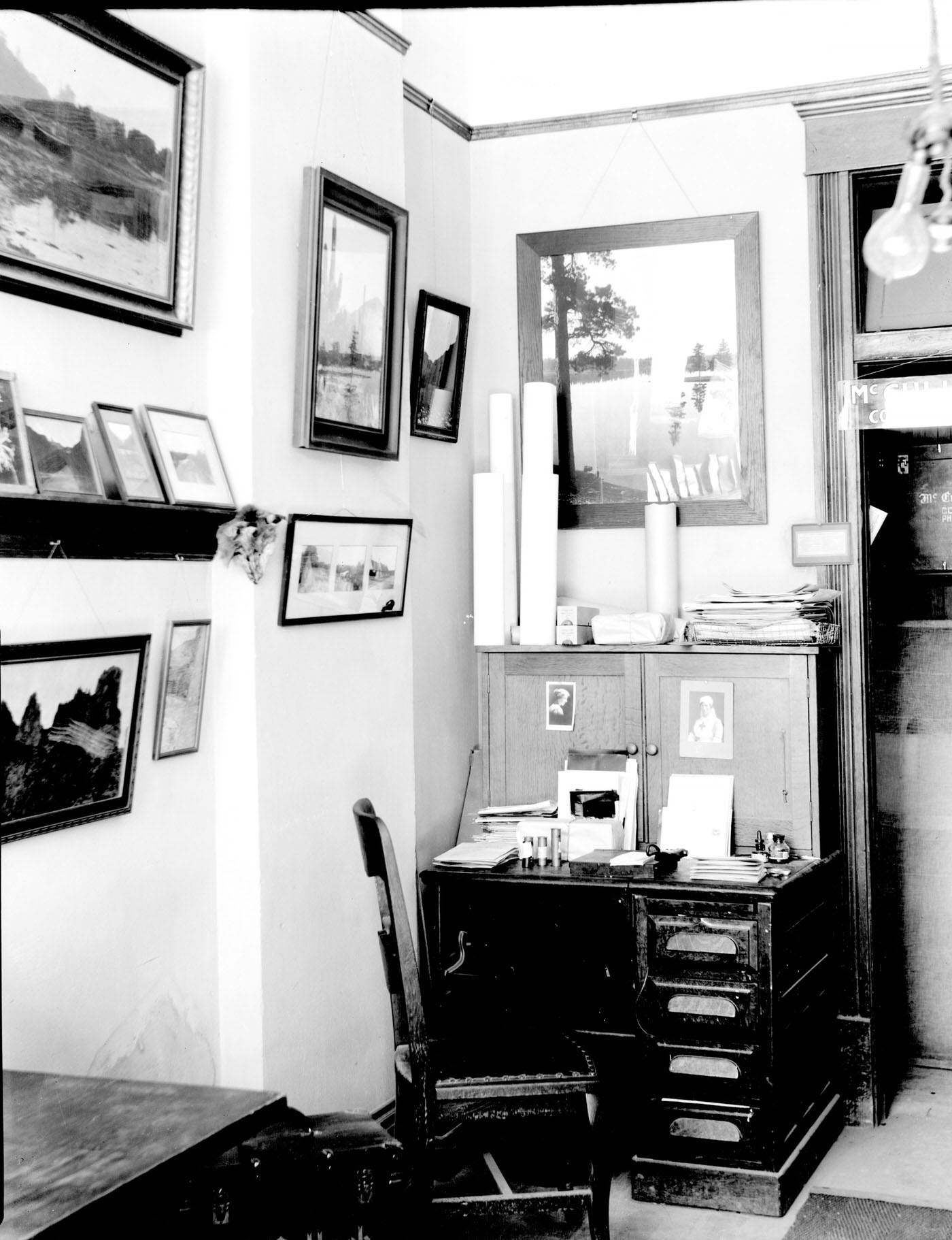 McCulloch Brothers Studio Interior, 1930s