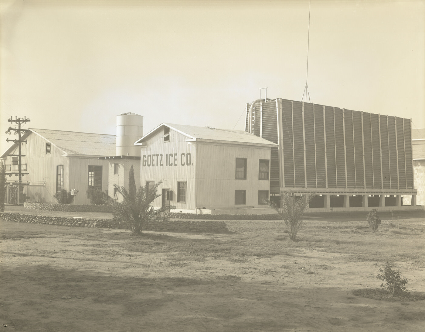 Goetz Ice Co. Building Exterior, 1930s