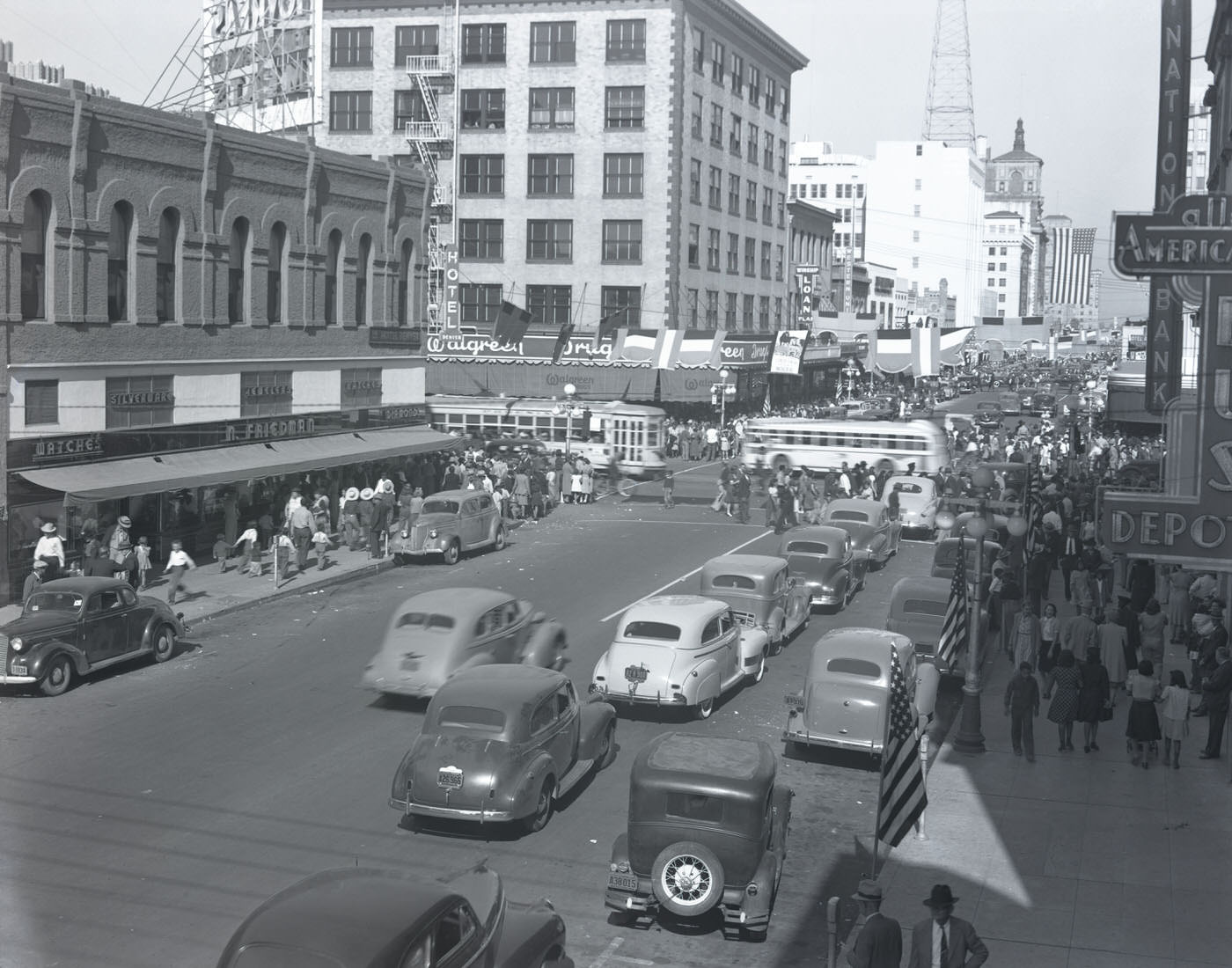 Intersection of Washington St. and Central Ave., 1941