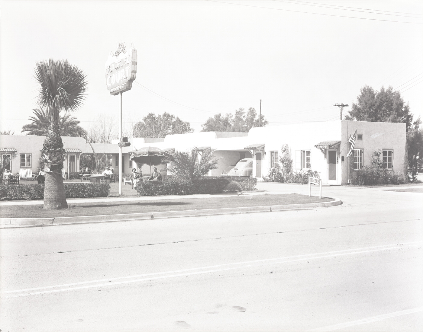 Casa del Sol Auto Court From Street, 1941