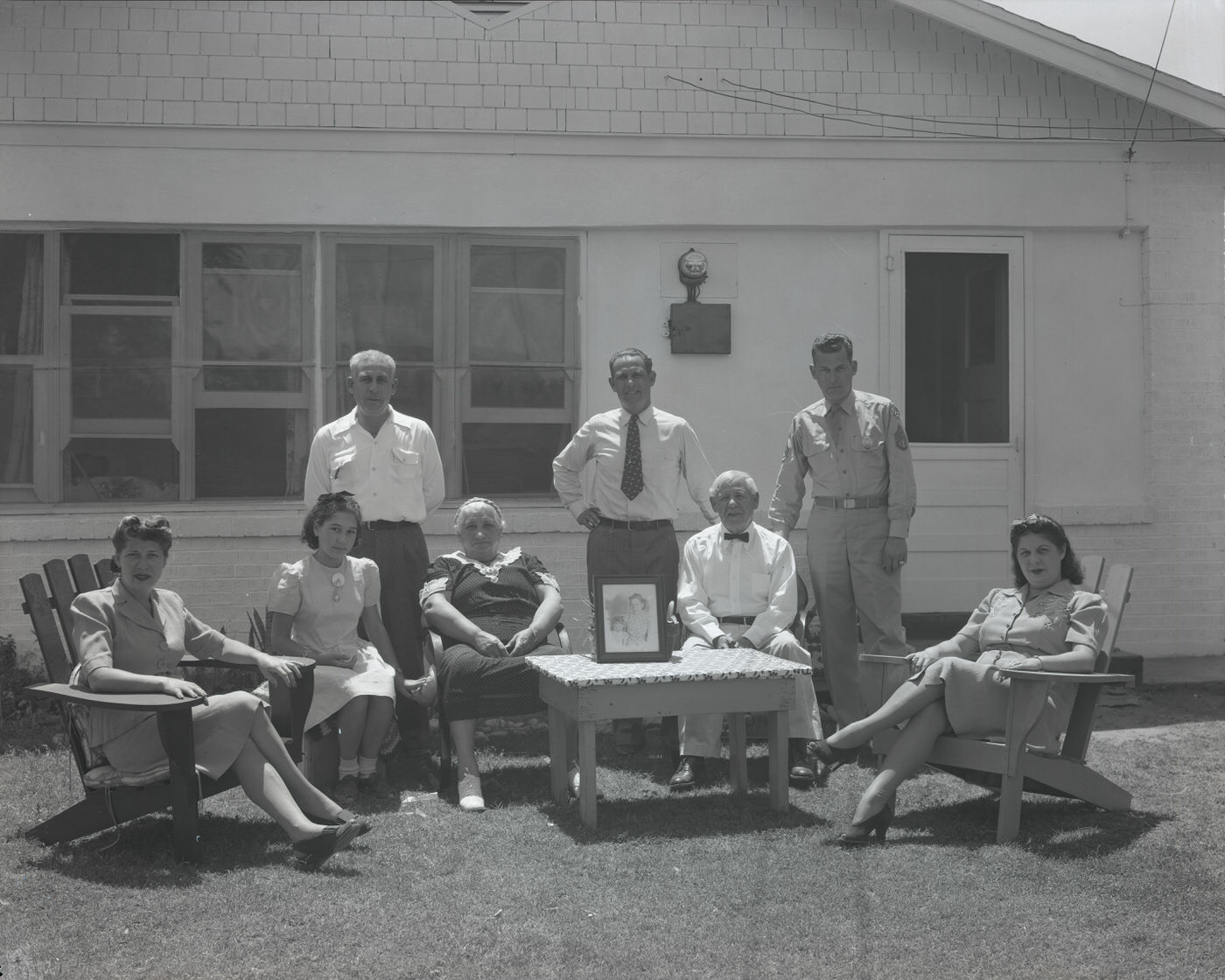 Harry and Rose (Axel) Hirsh Family, 1943