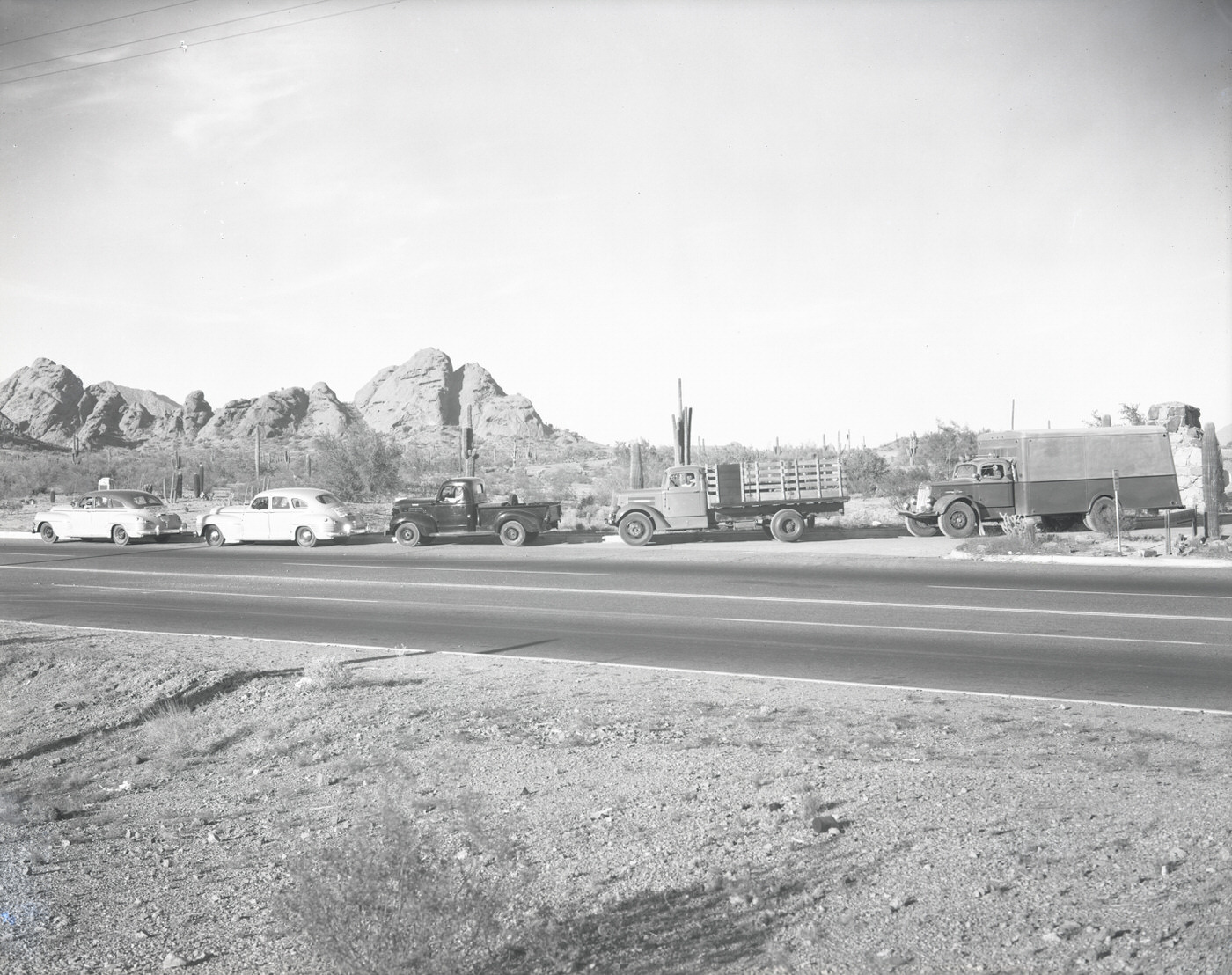 Gates Rubber Co. Test Fleet in Papago Park, 1943