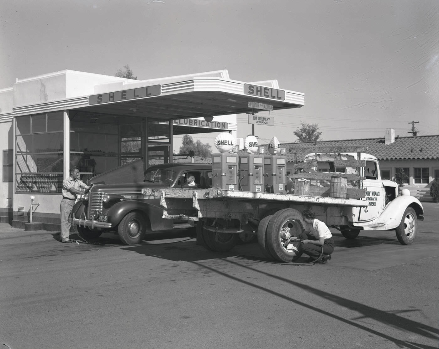 Shell Oil Co. Service Station Exterior, 1944