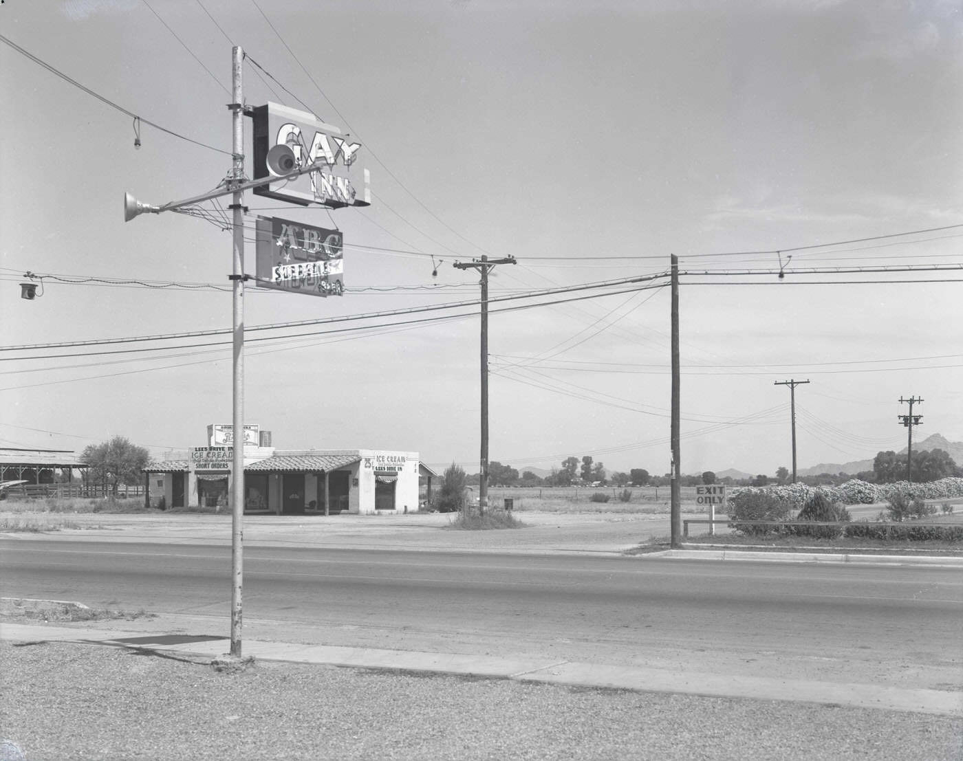 Gay Inn Sign and Street View, 1944