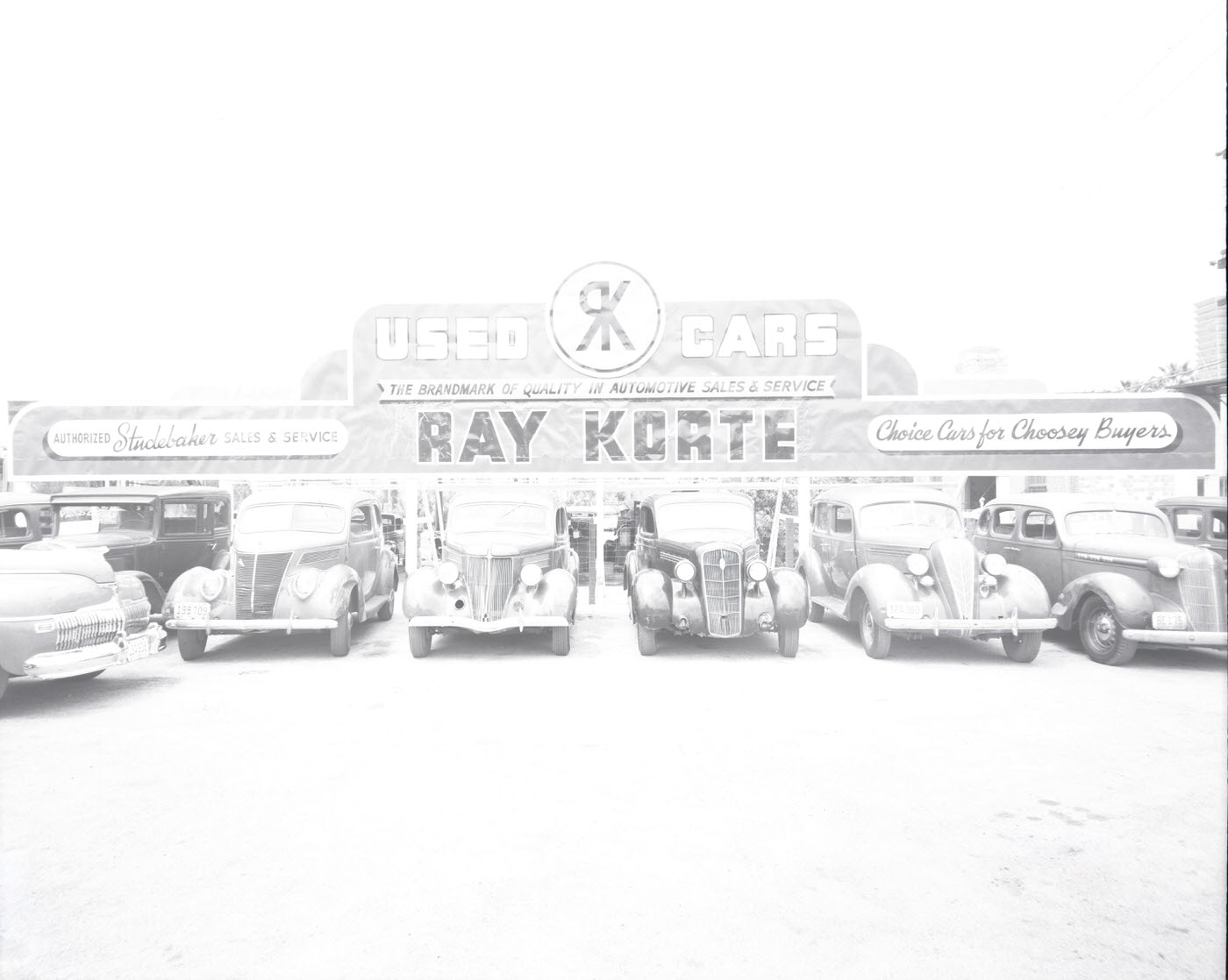 Ray Korte Used Car Lot, 1944
