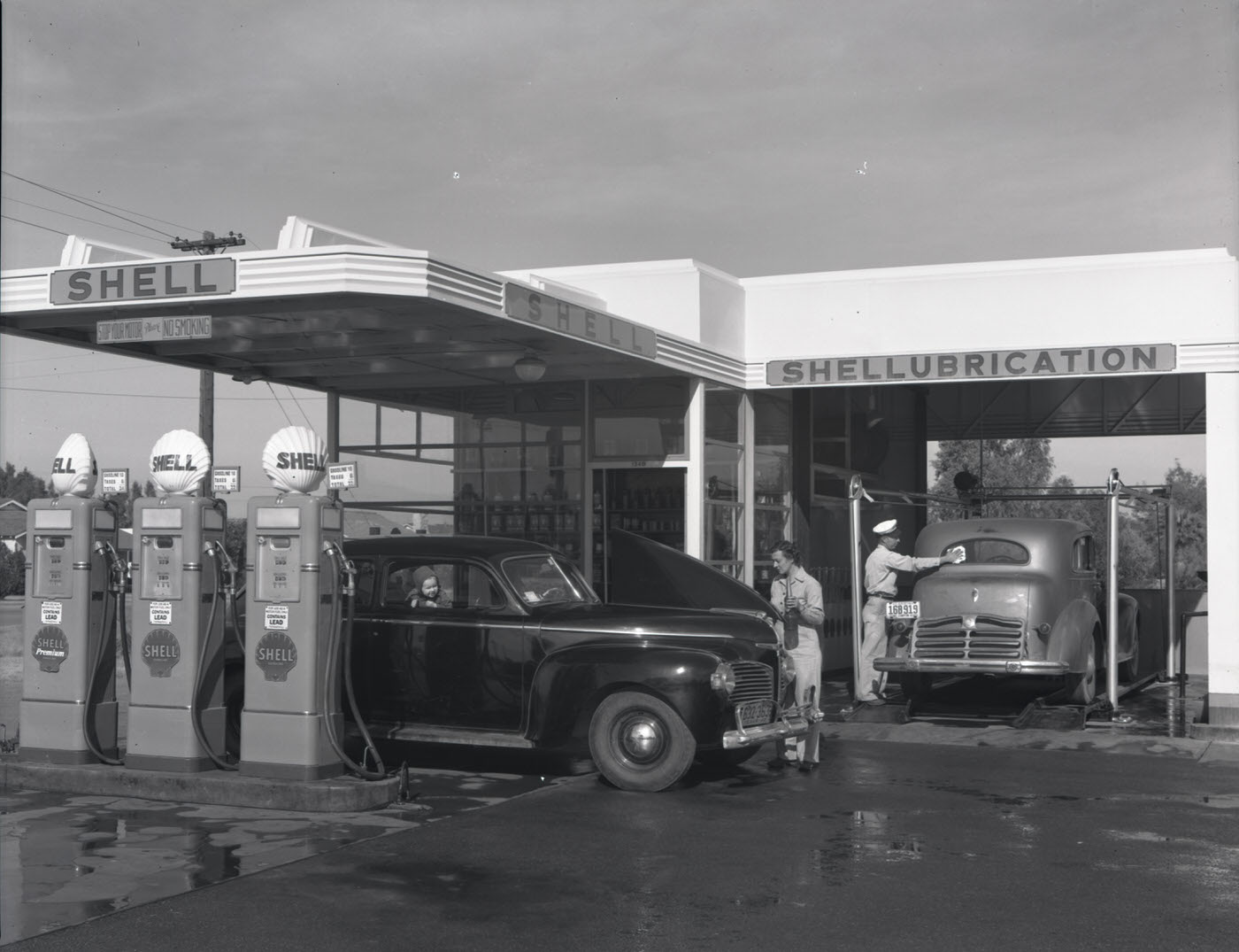 Shell Oil Co. Service Station Exterior , 1944