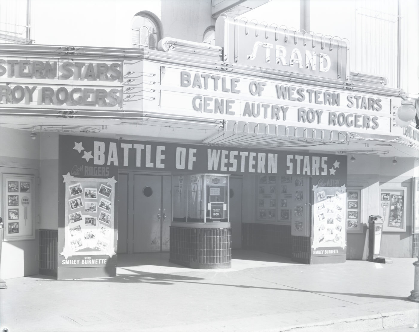 Strand Theatre Exterior, 1944