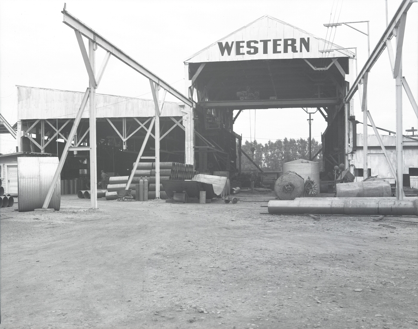 Western Pipe & Steel Co. Facility Exterior, 1944