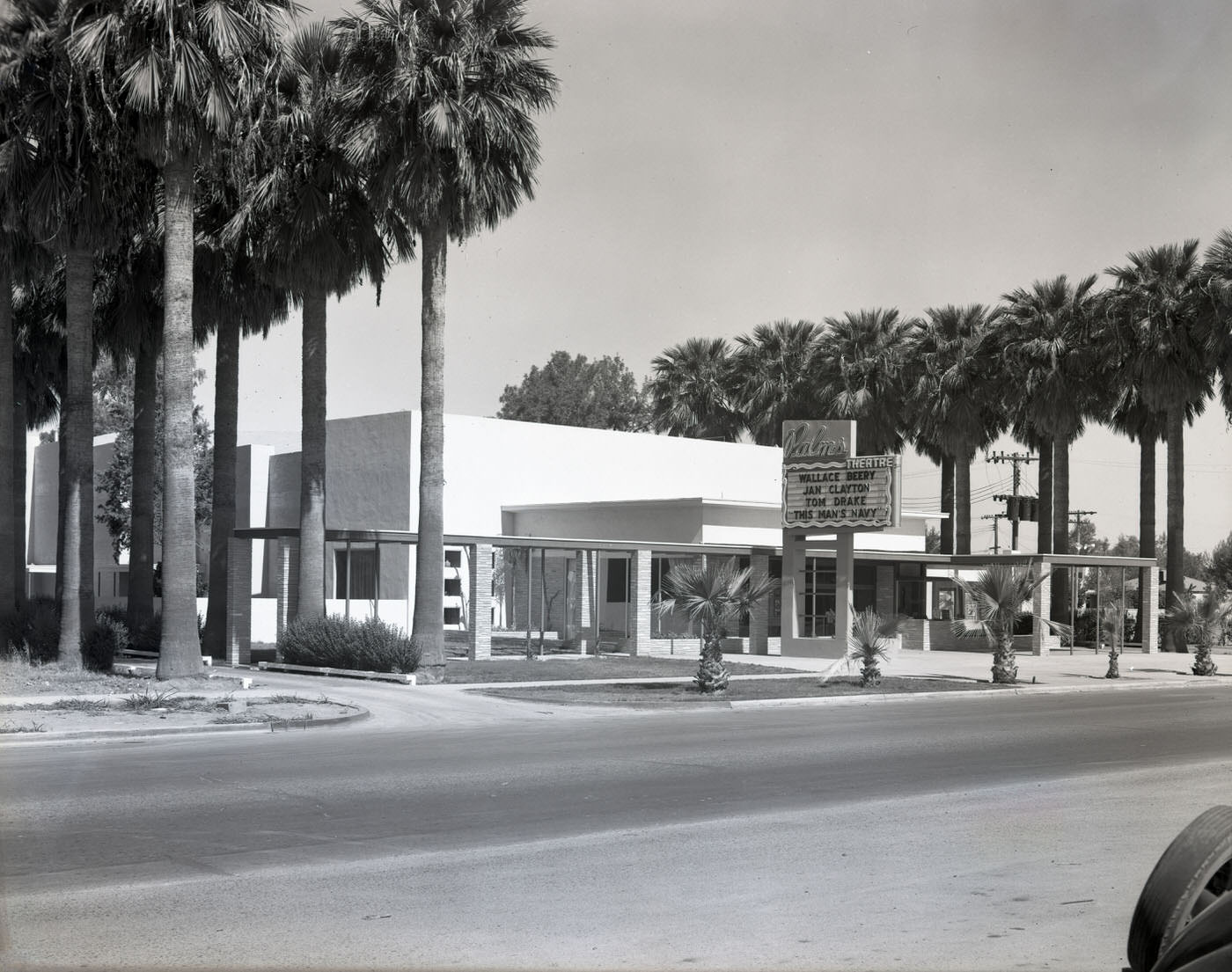 Palms Theatre Exterior, 1945