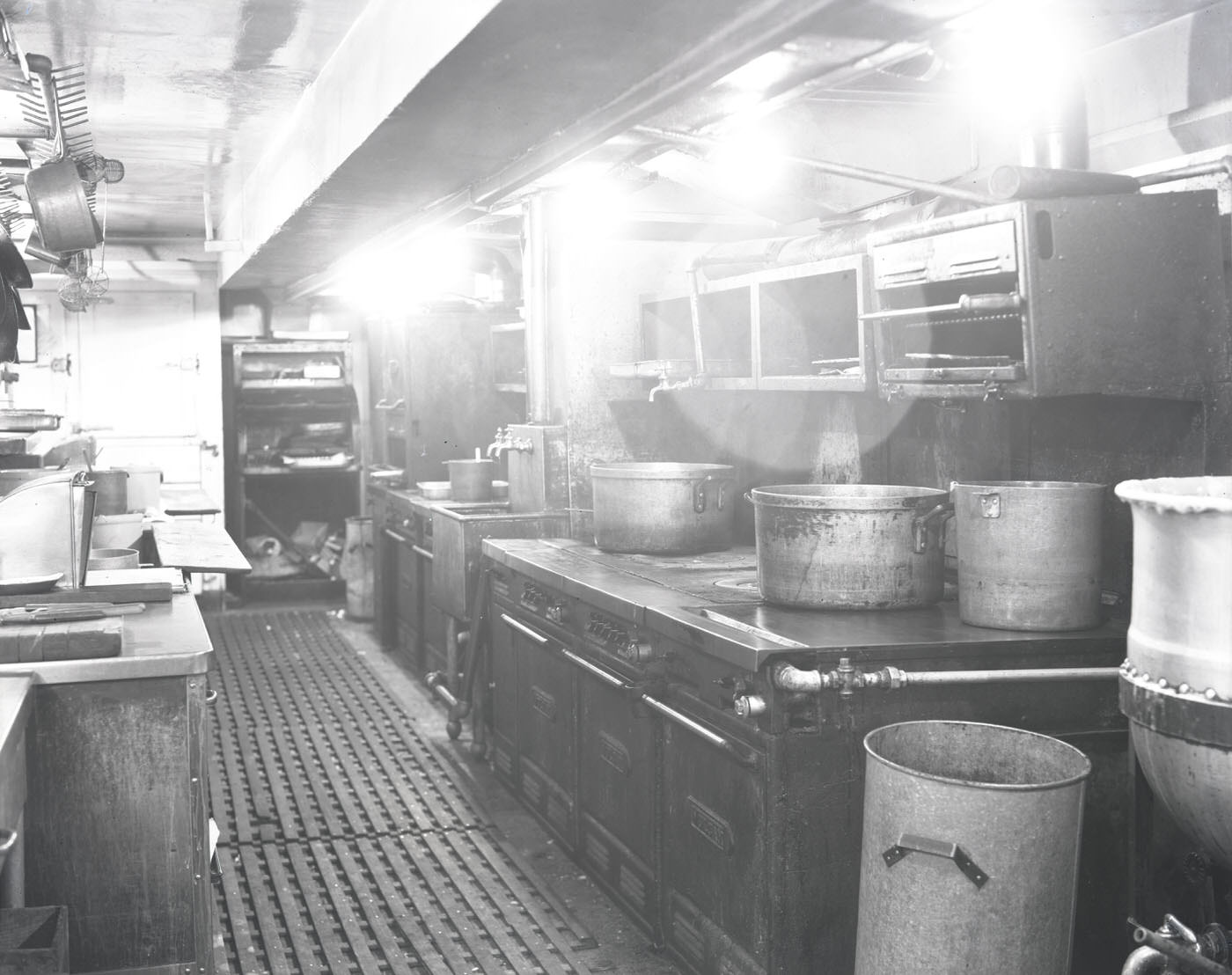 Westward Ho Kitchen, 1945