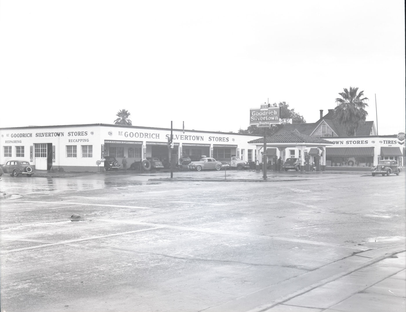 Goodrich Silvertown Stores Building Exterior, 1945