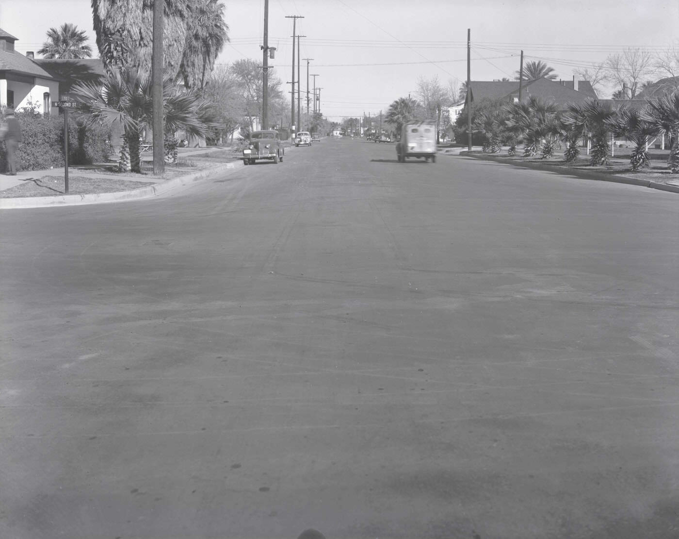 Street Scene: N. 2nd St. and E. Pierce Street, 1946
